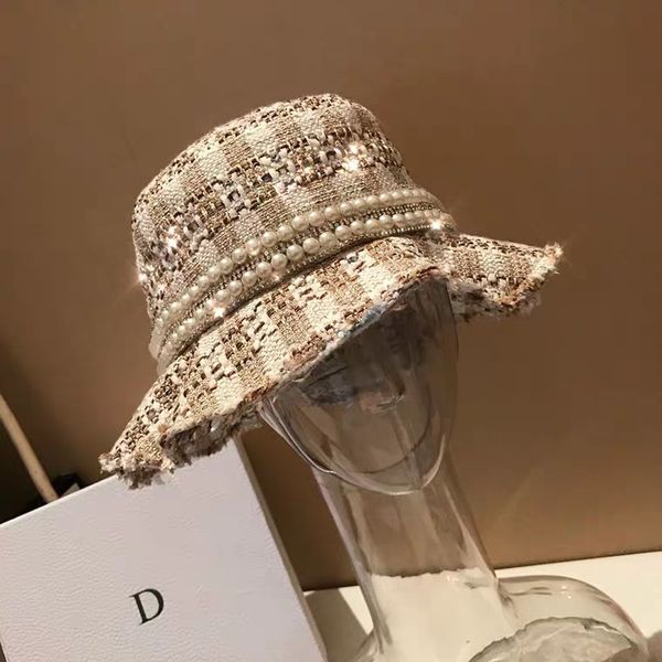 autumn and winter fashion fisherman's hat pearl water drill versatile basin hat tweed plaid small fragrant hood, Black;white
autumn and winter fashion fisherman's hat pearl water drill versatile basin hat tweed plaid small fragrant hood, Black;white