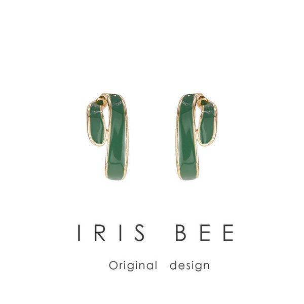 vintage women earrings oil-drops prevent allergy trendy jewelry simple party accessories gifts irisbee 2021 fashion stud, Golden;silver
vintage women earrings oil-drops prevent allergy trendy jewelry simple party accessories gifts irisbee 2021 fashion stud, Golden;silver