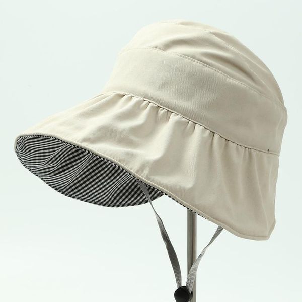 wide brim hats summer children's double-sided sun have large eaves and no . boys girls aged 3-8 are of tide, Blue;gray
wide brim hats summer children's double-sided sun have large eaves and no . boys girls aged 3-8 are of tide, Blue;gray