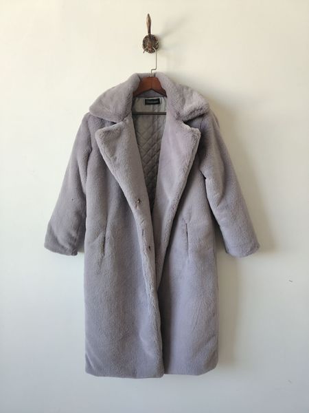 2022 faux rabbit fur coat lengthen knee loose lapel overcoat thick warm plus size female plush coats, Black
2022 faux rabbit fur coat lengthen knee loose lapel overcoat thick warm plus size female plush coats, Black
