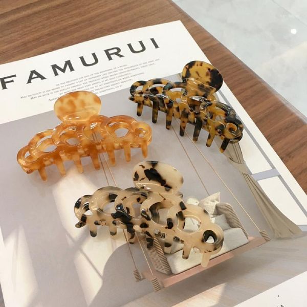 large accetate hollow leopard print acrylic hairpins hair clip crab for women girl accessories headdress gifts1
large accetate hollow leopard print acrylic hairpins hair clip crab for women girl accessories headdress gifts1
