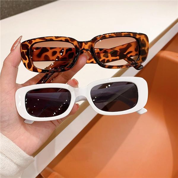 sunglasses rectangle personlity women travl teaperament summer outdoor shade sun glasses est femal, White;black
sunglasses rectangle personlity women travl teaperament summer outdoor shade sun glasses est femal, White;black