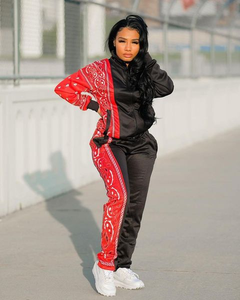 spliced long sleeve zipper up jackets and sporty jogger pants streetwear vintage women matching set two piece outfitsby air, Black;white
spliced long sleeve zipper up jackets and sporty jogger pants streetwear vintage women matching set two piece outfitsby air, Black;white