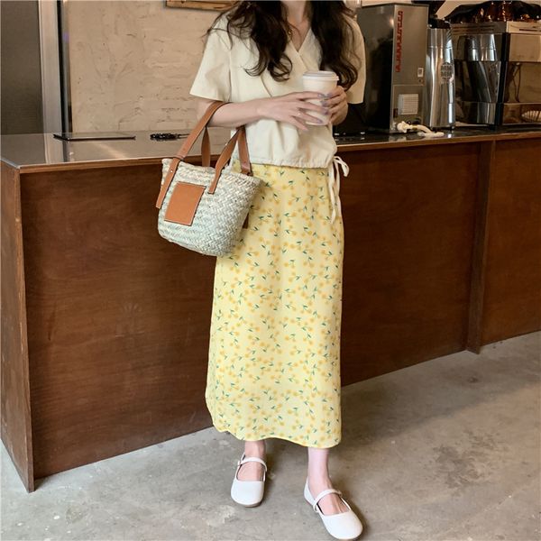 casual vintage floral chiffon college wind cute high waist elastic waist women summer skirts 210522, Black
casual vintage floral chiffon college wind cute high waist elastic waist women summer skirts 210522, Black