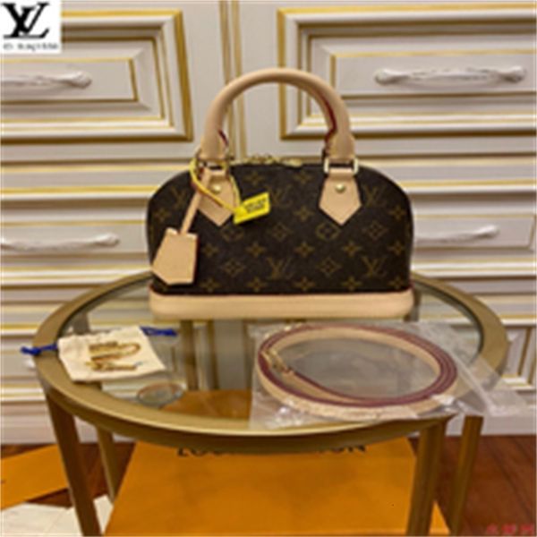 handles brand handbags designer luxury 3jzr m53152 iconic alma bb bags handbag presbyopia bags portable shell shoulder bag women totes c, Red;black
handles brand handbags designer luxury 3jzr m53152 iconic alma bb bags handbag presbyopia bags portable shell shoulder bag women totes c, Red;black