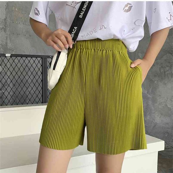 fashion korean style pleated loose casual five-point pants women's wide-leg shorts are thin and high-waist 210507, White;black
fashion korean style pleated loose casual five-point pants women's wide-leg shorts are thin and high-waist 210507, White;black