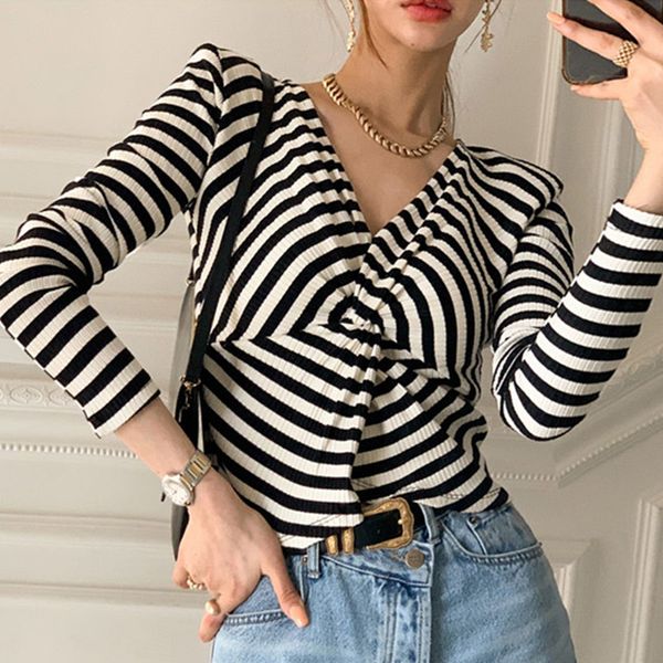 spring jumper female thin casual irregular v-neck panelled black striped twist long sleeve slim t-shirt 8p051 210510, White
spring jumper female thin casual irregular v-neck panelled black striped twist long sleeve slim t-shirt 8p051 210510, White