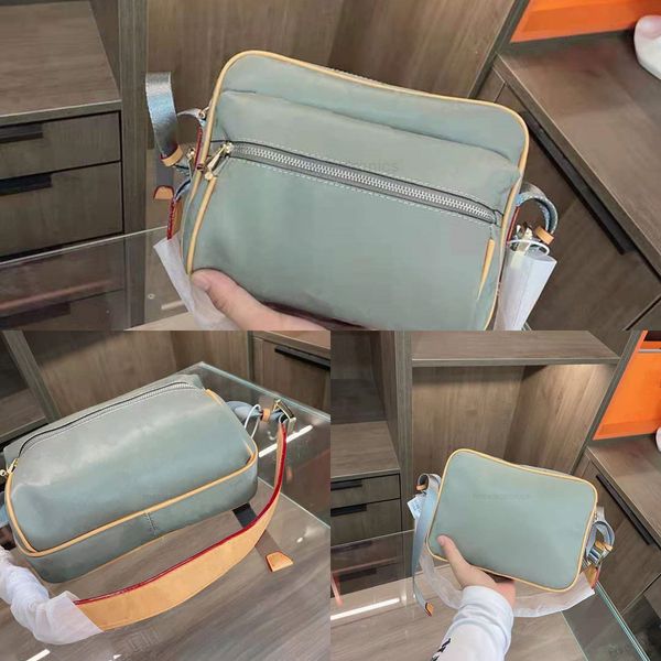 bag 2021 new inclined men laser camera genuine leather handbag shoulder bags for men and women with high quality
bag 2021 new inclined men laser camera genuine leather handbag shoulder bags for men and women with high quality