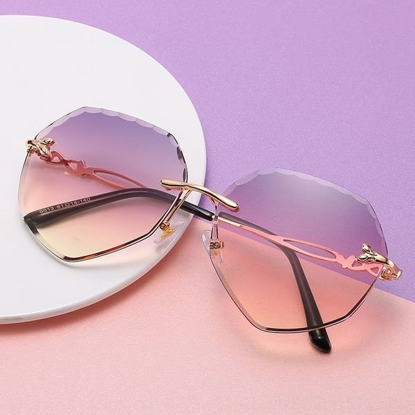 ZomR dCfURrimless cut edge Outdoor Glasses Fashion irregular Sunglasses ocean eyeglass piece women's Cycling Glasses versatile 013rimless, White;black
ZomR dCfURrimless cut edge Outdoor Glasses Fashion irregular Sunglasses ocean eyeglass piece women's Cycling Glasses versatile 013rimless, White;black