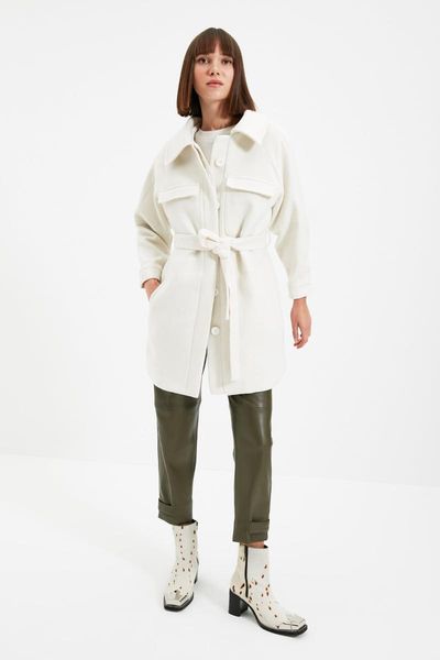 Women's Jackets Trendyol Arched Oversize Stamp Coat TWOAW22KB0014, Black;brown
Women's Jackets Trendyol Arched Oversize Stamp Coat TWOAW22KB0014, Black;brown