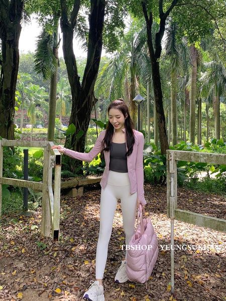 yoga outfit 2021 half high collar suit jacket*autumn and winter classic clothes warm slim coat fitness
yoga outfit 2021 half high collar suit jacket*autumn and winter classic clothes warm slim coat fitness