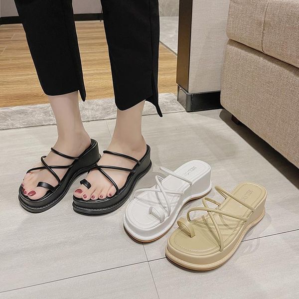 slippers on a wedge rubber flip flops beach shoes med ladies' luxury slides platform slipers women hawaiian sabot designer 2021, Black
slippers on a wedge rubber flip flops beach shoes med ladies' luxury slides platform slipers women hawaiian sabot designer 2021, Black