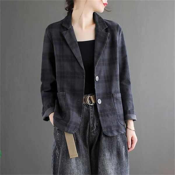 women's jackets 2021 retro woman spring autumn plaid cotton short jacket ladies loose fashion coat female pocket outerwear, Black;brown
women's jackets 2021 retro woman spring autumn plaid cotton short jacket ladies loose fashion coat female pocket outerwear, Black;brown
