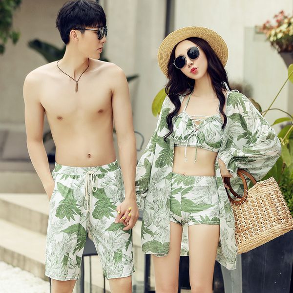 couple spring rort fashion split steel holder gathered three piece set with women' swimsuit outside, Red;black
couple spring rort fashion split steel holder gathered three piece set with women' swimsuit outside, Red;black