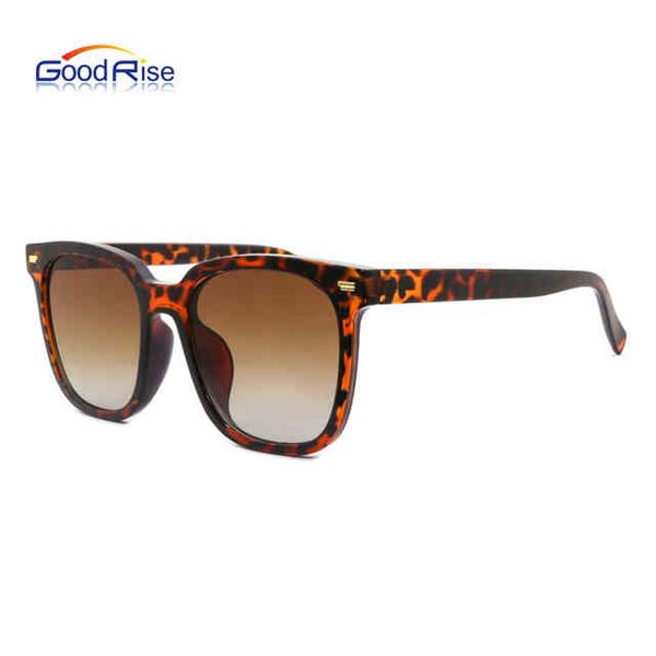 wholale square new eyewear glass sunglass 2021, White;black
wholale square new eyewear glass sunglass 2021, White;black