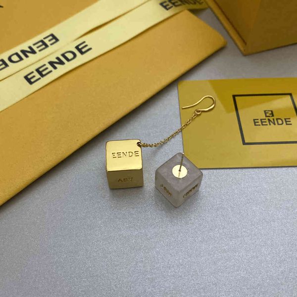 square irregular enamel craft resin earrings simple fashion women's versatile earrings, Golden
square irregular enamel craft resin earrings simple fashion women's versatile earrings, Golden