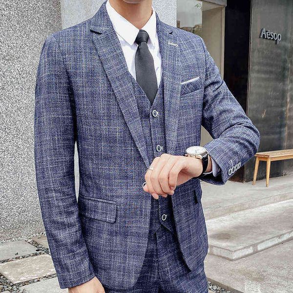 luxury suits blaze men's autumn and winter korean casual men's three piece man plaid suit, Black
luxury suits blaze men's autumn and winter korean casual men's three piece man plaid suit, Black