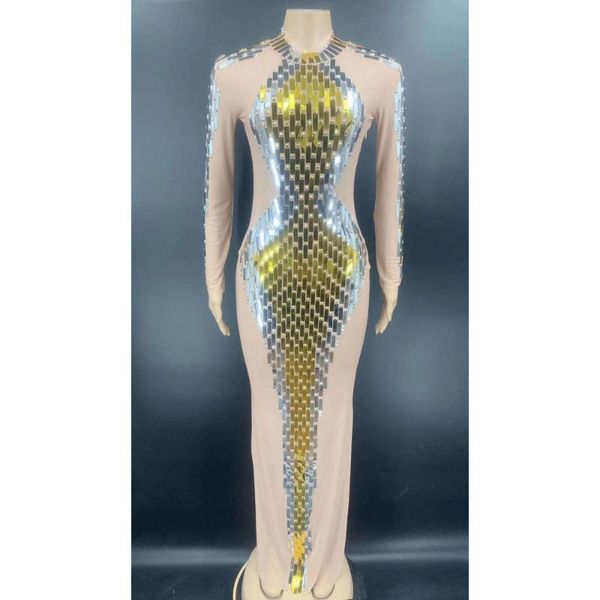 casual dresses shining gold silver sequined celebrate birthday party club evening women long dress transparent singer stage outfit, Black;gray
casual dresses shining gold silver sequined celebrate birthday party club evening women long dress transparent singer stage outfit, Black;gray