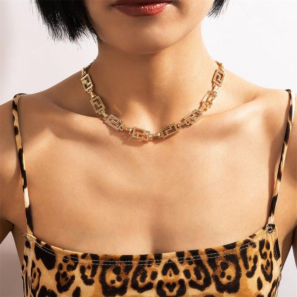 chains ladies punk gold silver necklace cool maze shape hip hop clavicle chain fashion jewelry
chains ladies punk gold silver necklace cool maze shape hip hop clavicle chain fashion jewelry