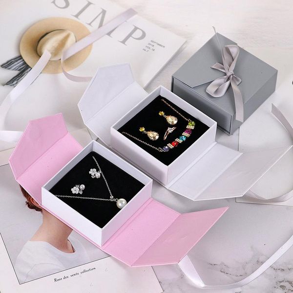 toiletry kits portable empty jewelry storage bag mini ring earrings necklace holder cute travel wedding supplies as gift for women box
toiletry kits portable empty jewelry storage bag mini ring earrings necklace holder cute travel wedding supplies as gift for women box