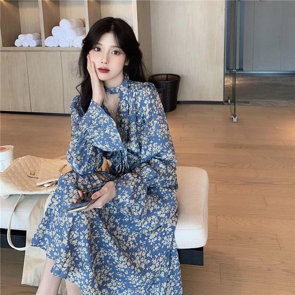 casual dresses hepburn french dress women's spring and autumn 2021 v-neck trumpet long sleeve small broken flower medium, Black;gray
casual dresses hepburn french dress women's spring and autumn 2021 v-neck trumpet long sleeve small broken flower medium, Black;gray