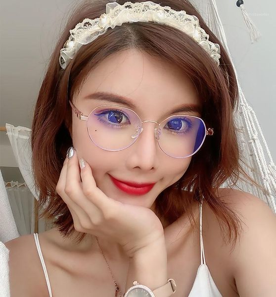 anti-blue light goggles metal men's flat glasses classic fashion frame women sunglasses, White;black
anti-blue light goggles metal men's flat glasses classic fashion frame women sunglasses, White;black