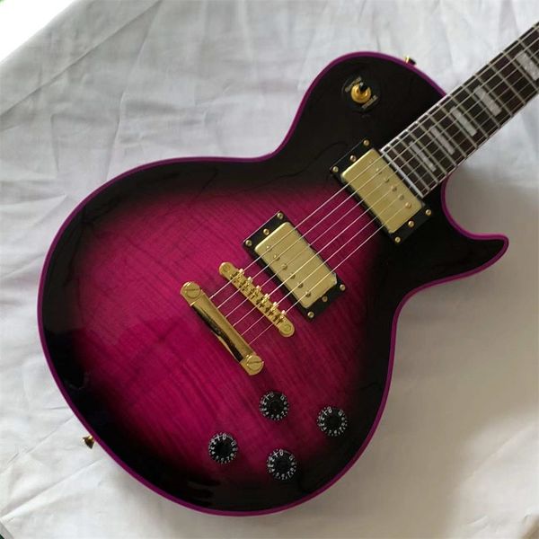 2021 classic electric guitar, noble purple, excellent sound quality, delivery home guitars
2021 classic electric guitar, noble purple, excellent sound quality, delivery home guitars