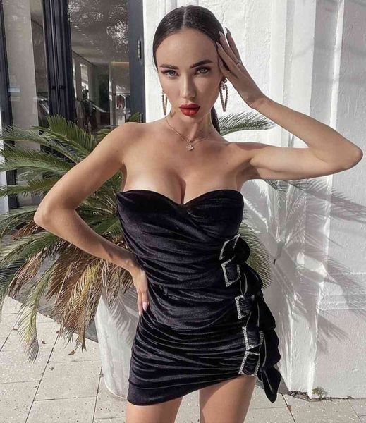 dresses women spring strapless backless buckles black mini lady 2021 designer fashion evening party vestido, Black;gray
dresses women spring strapless backless buckles black mini lady 2021 designer fashion evening party vestido, Black;gray