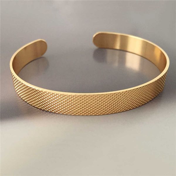 charm metal bracelet for women stainless steel jewelry woman accessories cuff bracelets bangles q0719, Black
charm metal bracelet for women stainless steel jewelry woman accessories cuff bracelets bangles q0719, Black