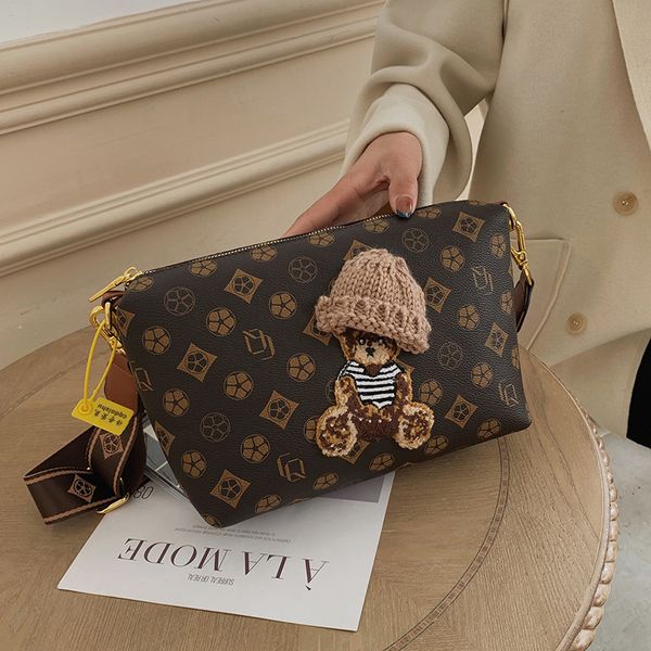 wholesale ladies leathers shoulder bags this years popular printing jiaozi bag large capacity contrast leather backpack retro cartoon decora
wholesale ladies leathers shoulder bags this years popular printing jiaozi bag large capacity contrast leather backpack retro cartoon decora