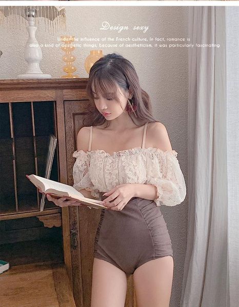one-piece suits off shoulder flounce one piece swimsuit lady 2021 monokini half sleeve swimwear women swim bath suit
one-piece suits off shoulder flounce one piece swimsuit lady 2021 monokini half sleeve swimwear women swim bath suit