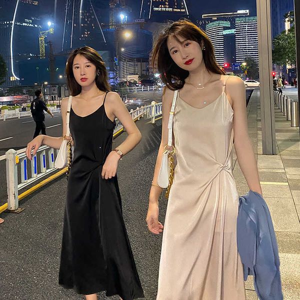 pair with blazer coat suspender fairy slim waist tri acetate satin high end drs, Black;gray
pair with blazer coat suspender fairy slim waist tri acetate satin high end drs, Black;gray