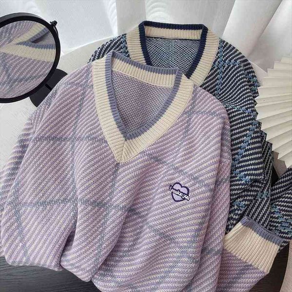 korean chic preppy style sweet contrast color plaid sweaters v-neck long sleeve loose pullovers fall winter embroidery knit, White;black
korean chic preppy style sweet contrast color plaid sweaters v-neck long sleeve loose pullovers fall winter embroidery knit, White;black