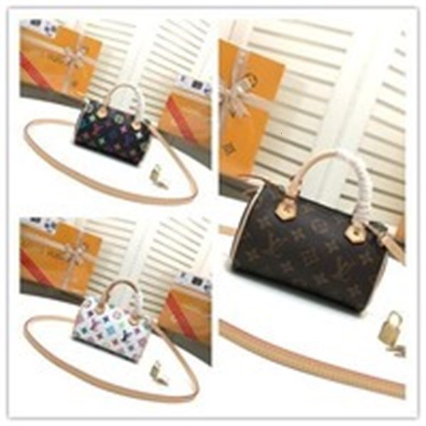 mini brand designer speedy luxury kh4f m61252m92645 black three bag color white three pillow color old flower
mini brand designer speedy luxury kh4f m61252m92645 black three bag color white three pillow color old flower
