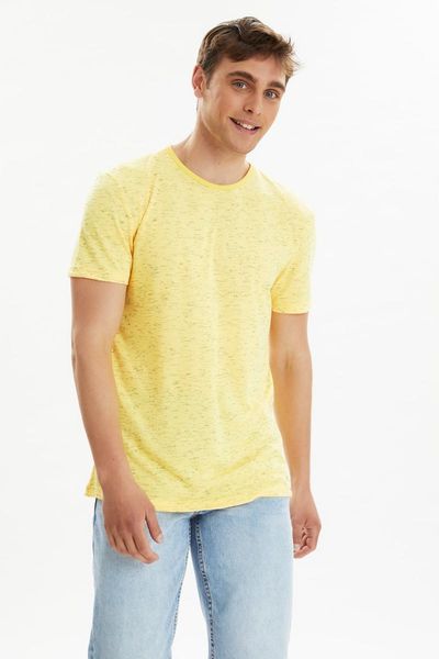 men's t-shirts trendyol men 's regular fit short-sleeve t-shirt tmnss21ts3625, White;black
men's t-shirts trendyol men 's regular fit short-sleeve t-shirt tmnss21ts3625, White;black