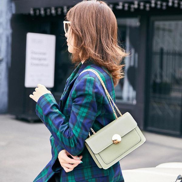 korean version of the wild chain fashionable shoulder bags women female messenger bag waist
korean version of the wild chain fashionable shoulder bags women female messenger bag waist