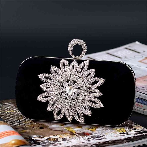 new ring, sunflower, diamond velvet banquet hand bag, dress bag
new ring, sunflower, diamond velvet banquet hand bag, dress bag