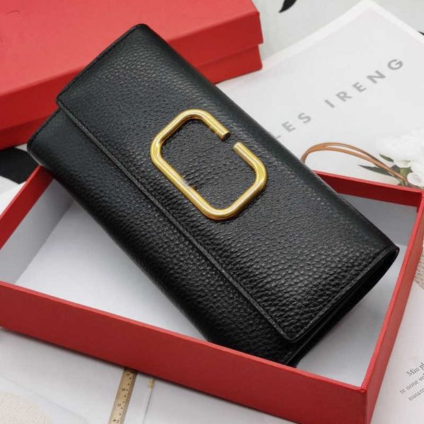 designer luxury bag wallet purse women long wallets genuine leather hand bag fashion letter golden hasp card holder slot women's leathe, Red;black
designer luxury bag wallet purse women long wallets genuine leather hand bag fashion letter golden hasp card holder slot women's leathe, Red;black