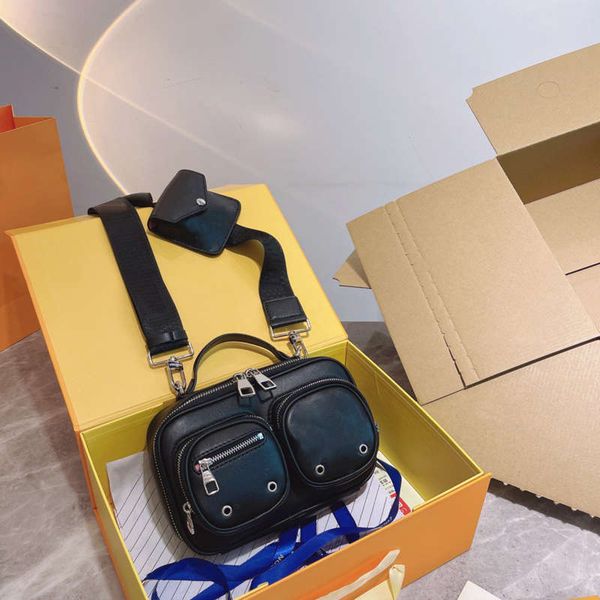 unique bag 21ss women shoulder bag fashion style letter printing camera styling arrival casual mult-pockets ladies bag with box
unique bag 21ss women shoulder bag fashion style letter printing camera styling arrival casual mult-pockets ladies bag with box