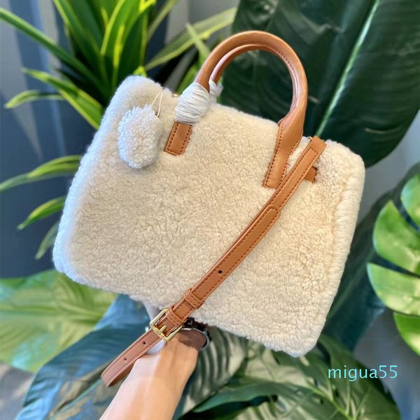 designer wallet cross body totes shoulder bags handbags luxury bag crossbody tote comfortable and soft pure lamb wool high-quality
designer wallet cross body totes shoulder bags handbags luxury bag crossbody tote comfortable and soft pure lamb wool high-quality