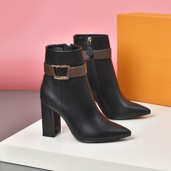 autumn and winterwomen's over-the-knee boots knit upper solid color round toe square heel boots comfortable and casual learning 0621, Black
autumn and winterwomen's over-the-knee boots knit upper solid color round toe square heel boots comfortable and casual learning 0621, Black