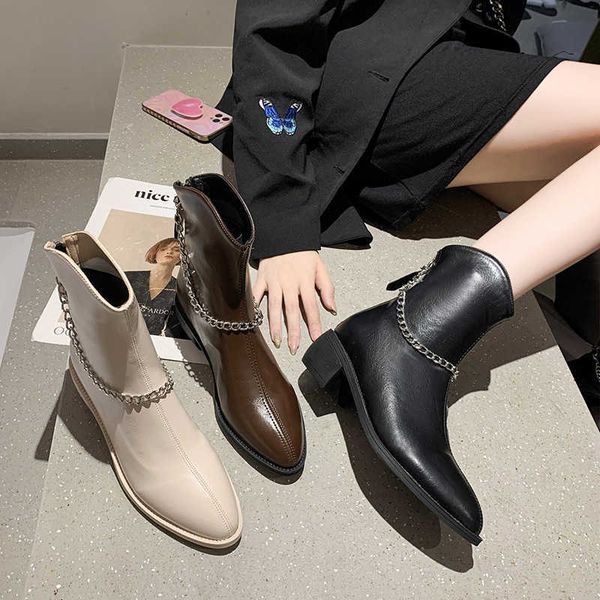 fashion temperament pointed short spring 2022 new versatile british style thick heel boots women's fashion trend, Black
fashion temperament pointed short spring 2022 new versatile british style thick heel boots women's fashion trend, Black
