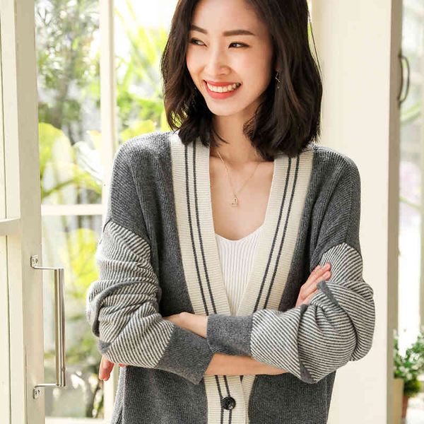 women's sweaters wool sweater with v-neck cleavage for women, women's baggy, casual and large size, jacket cardigan knitted, sprin, White;black
women's sweaters wool sweater with v-neck cleavage for women, women's baggy, casual and large size, jacket cardigan knitted, sprin, White;black