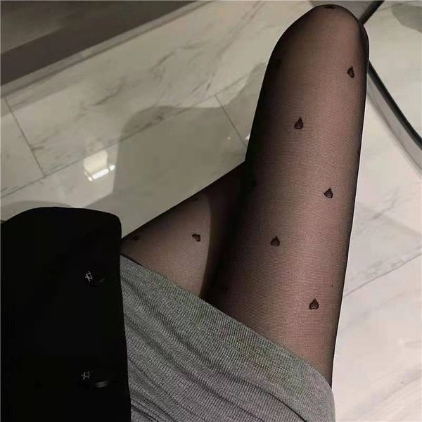 spring and summer thin ultra transparent jk black pantyhose women' white stockings anti hook silk jacquard bottom socks, Red;black
spring and summer thin ultra transparent jk black pantyhose women' white stockings anti hook silk jacquard bottom socks, Red;black