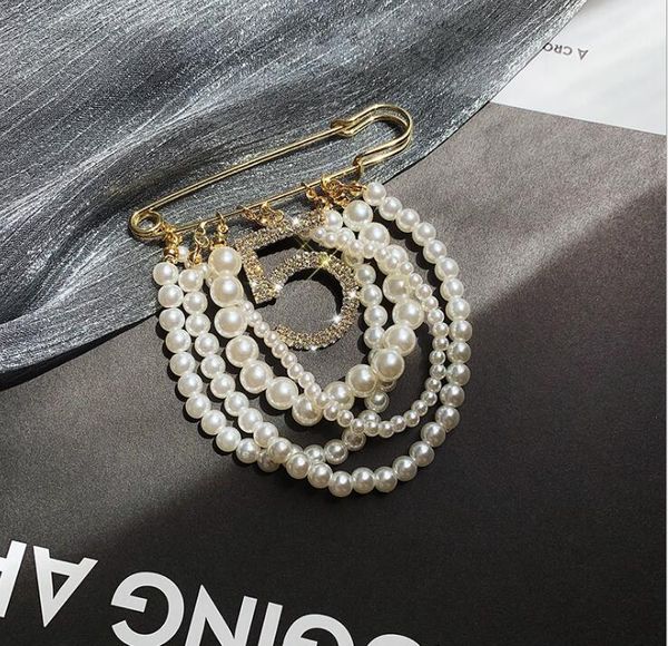 pins, brooches pearl tassles chain brooch women no.5 brooc scarf shawl buckle pins, Gray
pins, brooches pearl tassles chain brooch women no.5 brooc scarf shawl buckle pins, Gray