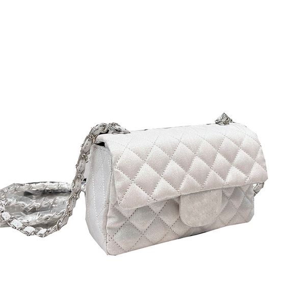 2022crossbody designers bag ladies fabric multicolor bright designer shoulder bag luxury flip flap fashion handbags
2022crossbody designers bag ladies fabric multicolor bright designer shoulder bag luxury flip flap fashion handbags