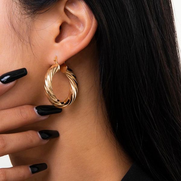 simple retrogeometric round earringsfemale golden personality street style spiral earringsb02125 dangle & chandelier, Silver
simple retrogeometric round earringsfemale golden personality street style spiral earringsb02125 dangle & chandelier, Silver