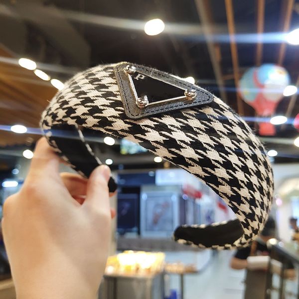fashion girls designer triangle wide edge headbands charm women black white grid pattern hair hoop simple styles wash face hairbands head ac, Silver
fashion girls designer triangle wide edge headbands charm women black white grid pattern hair hoop simple styles wash face hairbands head ac, Silver