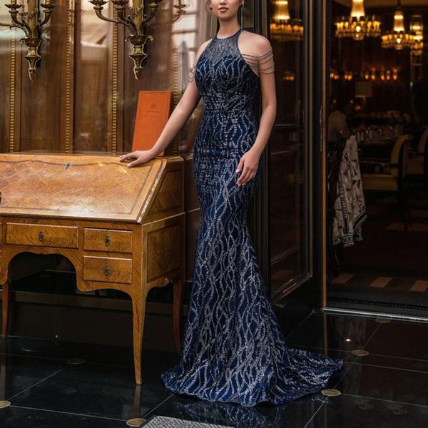casual dresses v-neck evening mermaid long formal prom party gown full sequins sleeveless galadress vestidos women 2021, Black;gray
casual dresses v-neck evening mermaid long formal prom party gown full sequins sleeveless galadress vestidos women 2021, Black;gray