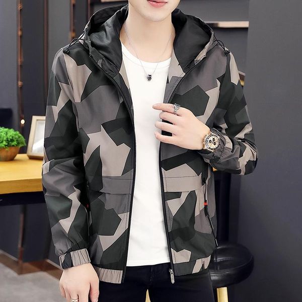 men's jackets casual hooded jacket with pocket camouflage print thin loose 4 colors 2021 fall fashion all-match trendy clothing 4xl, Black;brown
men's jackets casual hooded jacket with pocket camouflage print thin loose 4 colors 2021 fall fashion all-match trendy clothing 4xl, Black;brown